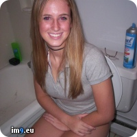 Pic Porn Girls Teen Toilet Bowl Toilets Young Peeing  